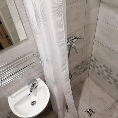 на ул.шопена